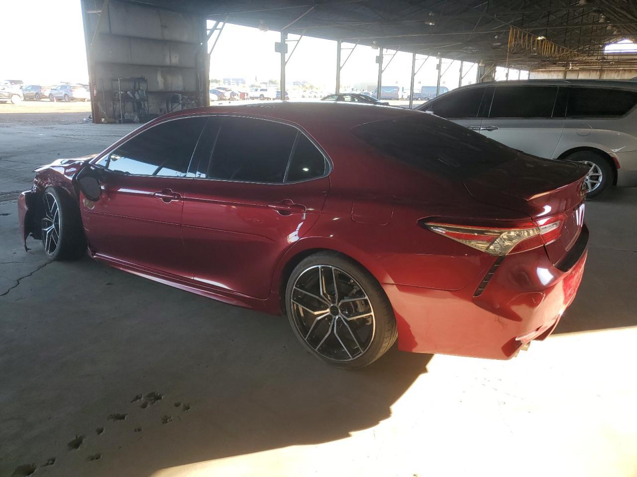 2018 TOYOTA CAMRY XSE - Фото 2