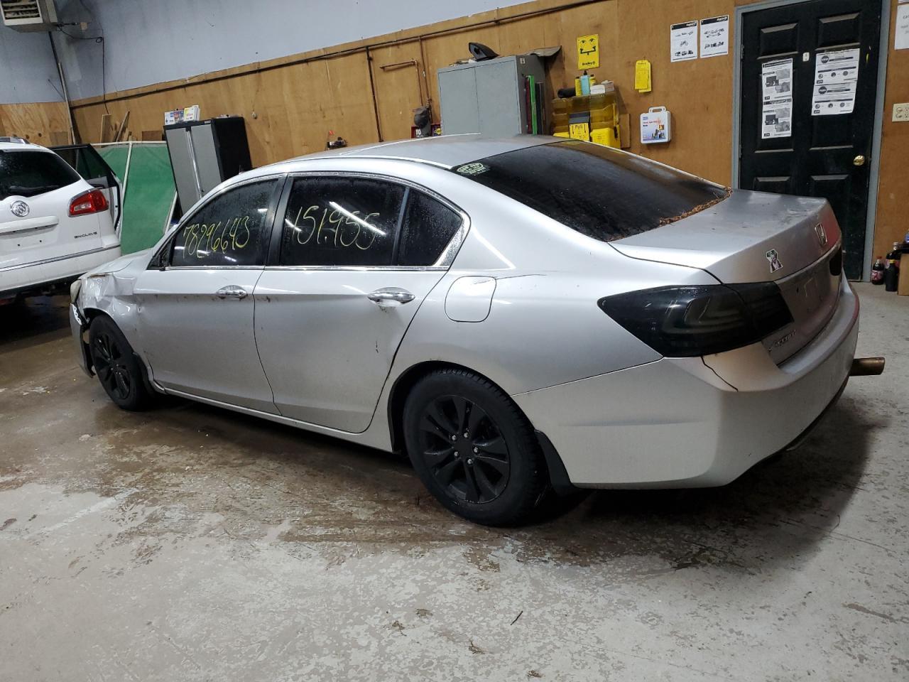 2014 HONDA ACCORD LX - Image 2