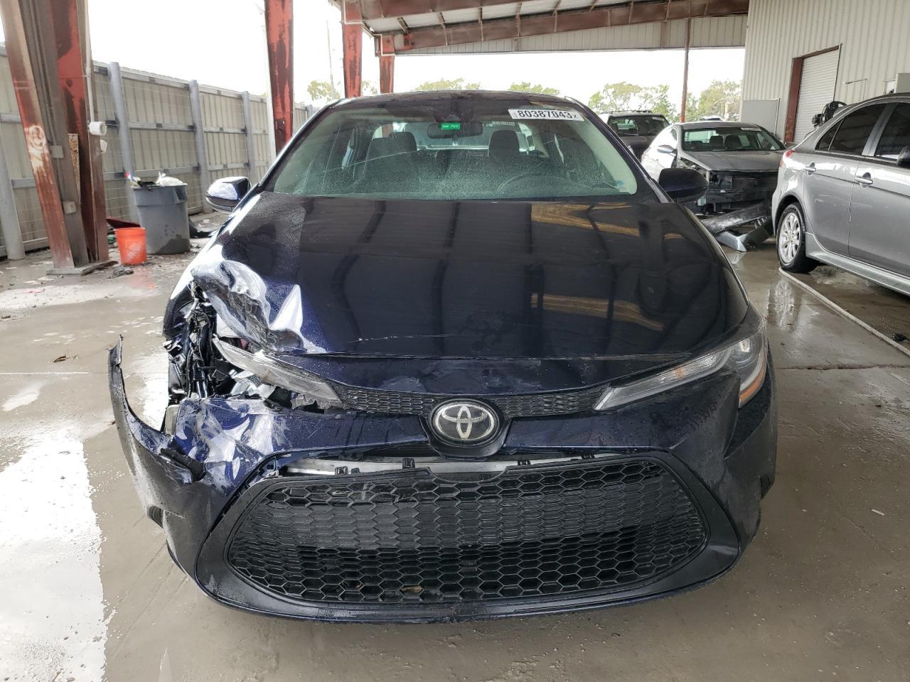 2022 TOYOTA COROLLA LE - Image 5