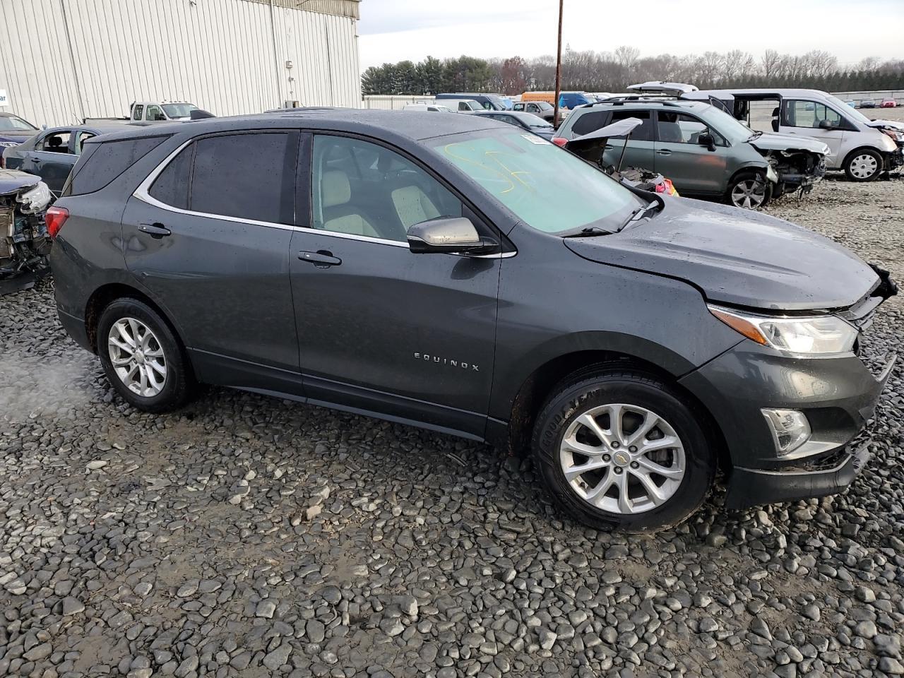 2019 CHEVROLET EQUINOX LT - Image 4