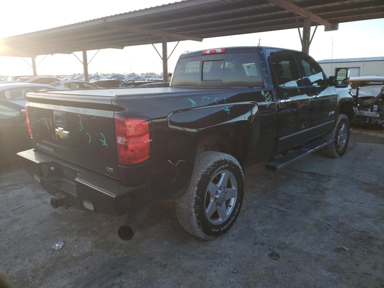 2015 CHEVROLET SILVERADO - Фото 3