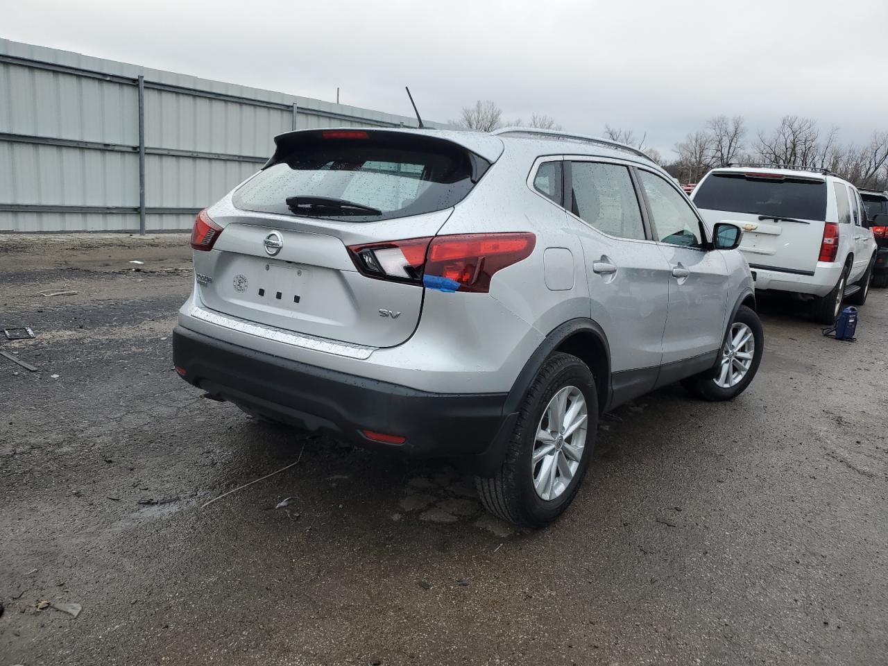 2017 NISSAN ROGUE SPOR - Image 3