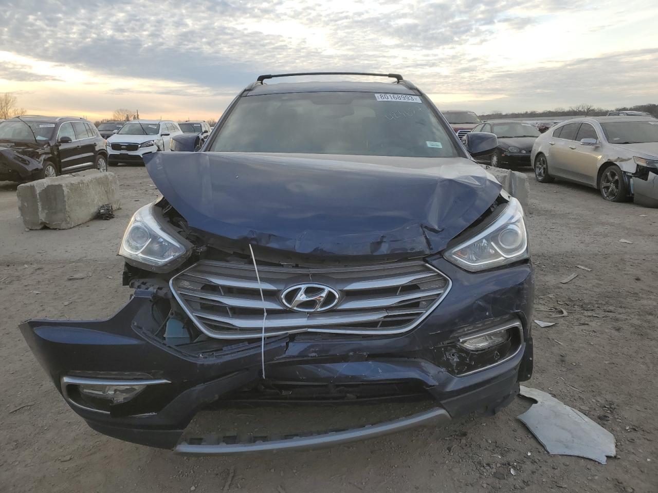 2017 HYUNDAI SANTA FE S - Image 5