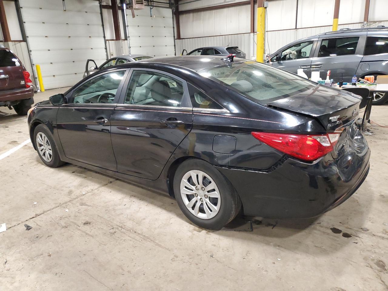 2011 HYUNDAI SONATA GLS - Image 2
