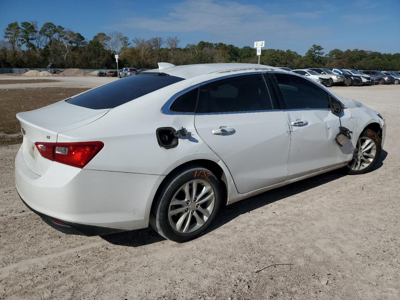2017 CHEVROLET MALIBU LT - Фото 3