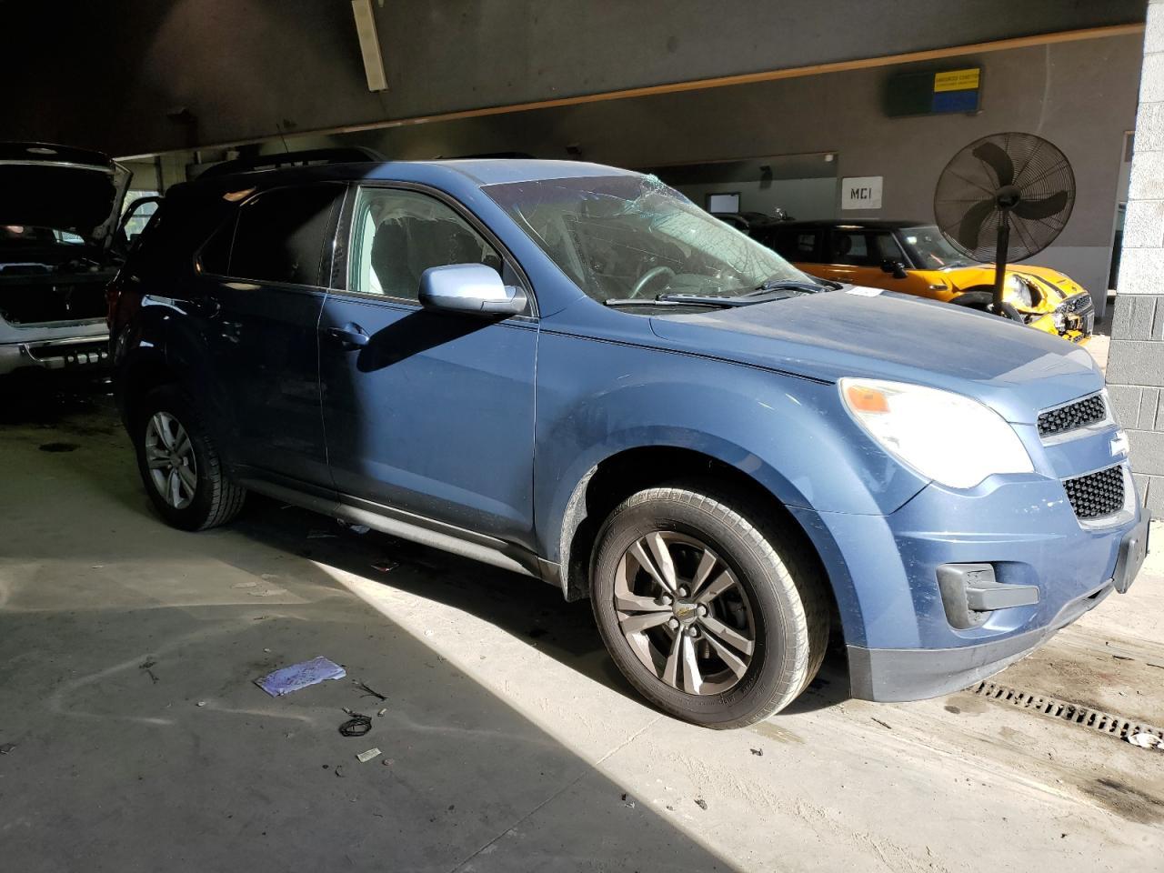 2011 CHEVROLET EQUINOX LT - Фото 4