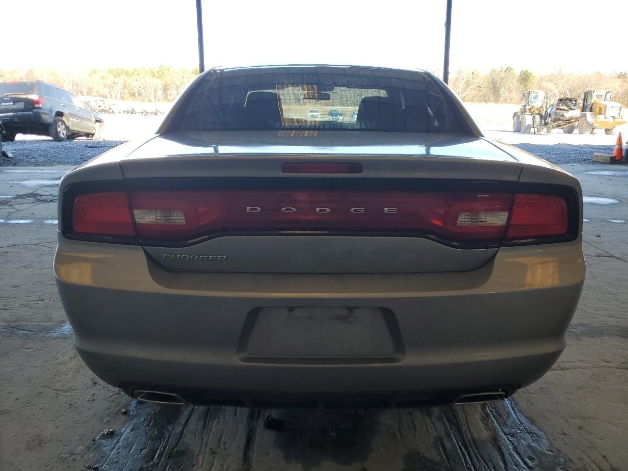 2014 DODGE CHARGER SE - Фото 6