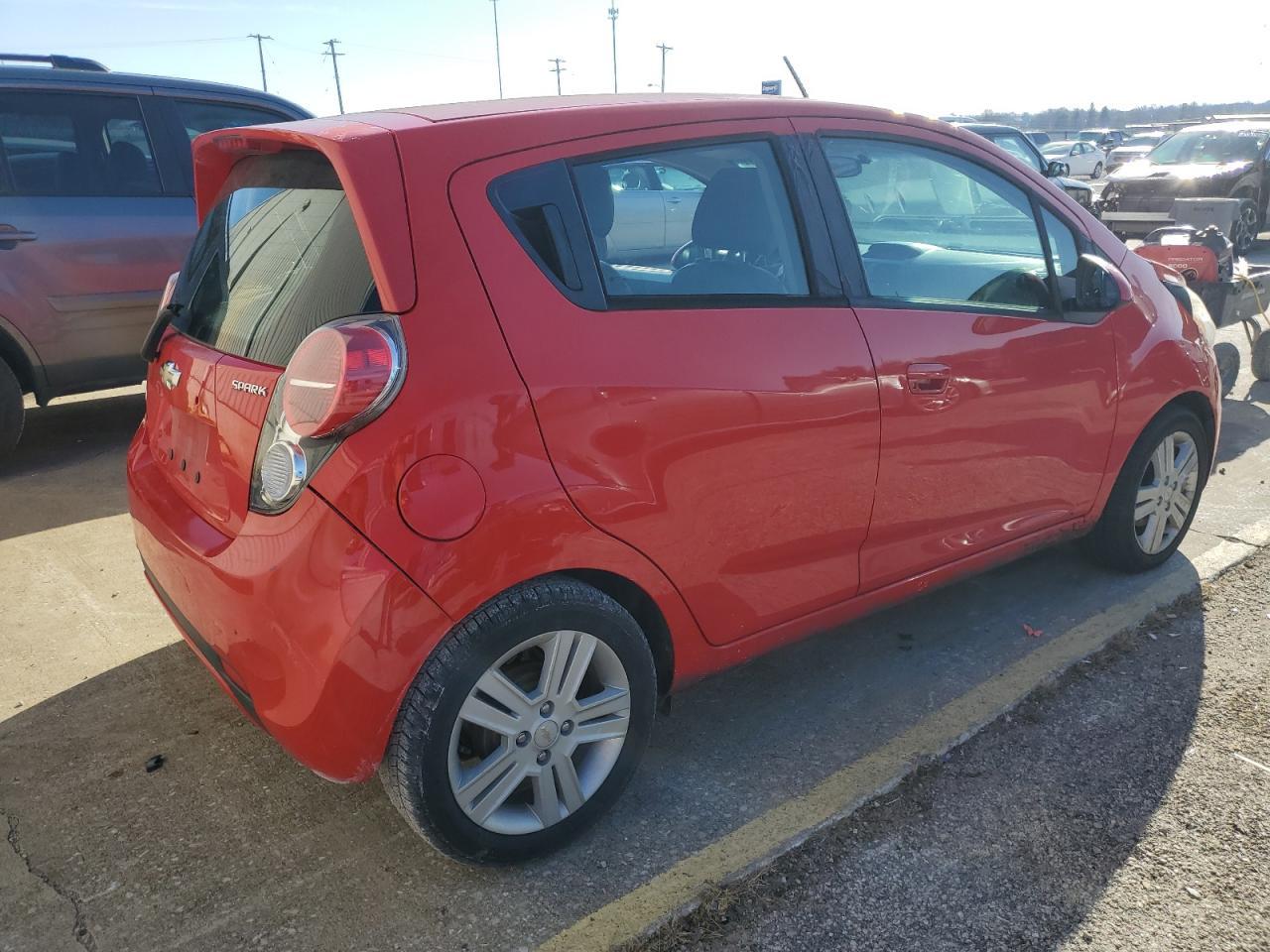 2014 CHEVROLET SPARK 1LT - Фото 3