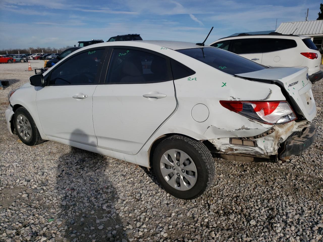 2016 HYUNDAI ACCENT SE - Фото 2