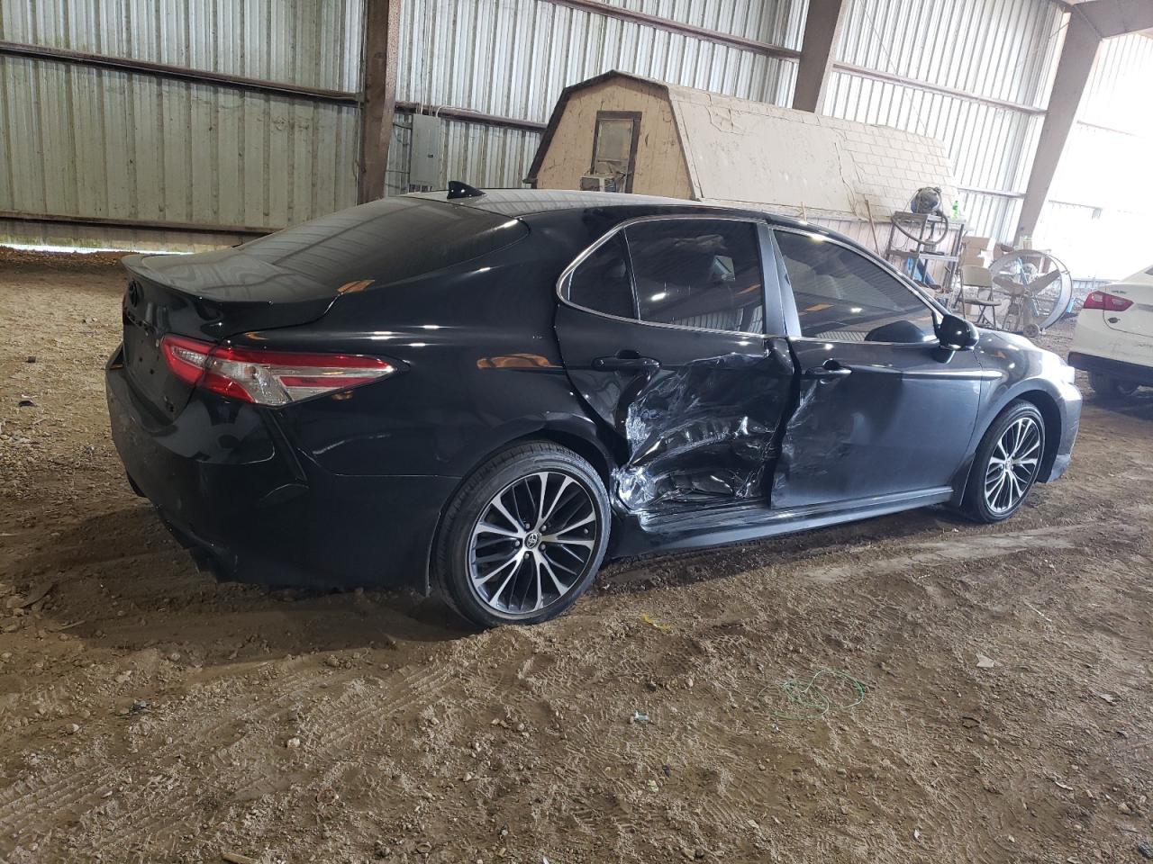 2020 TOYOTA CAMRY SE - Фото 3