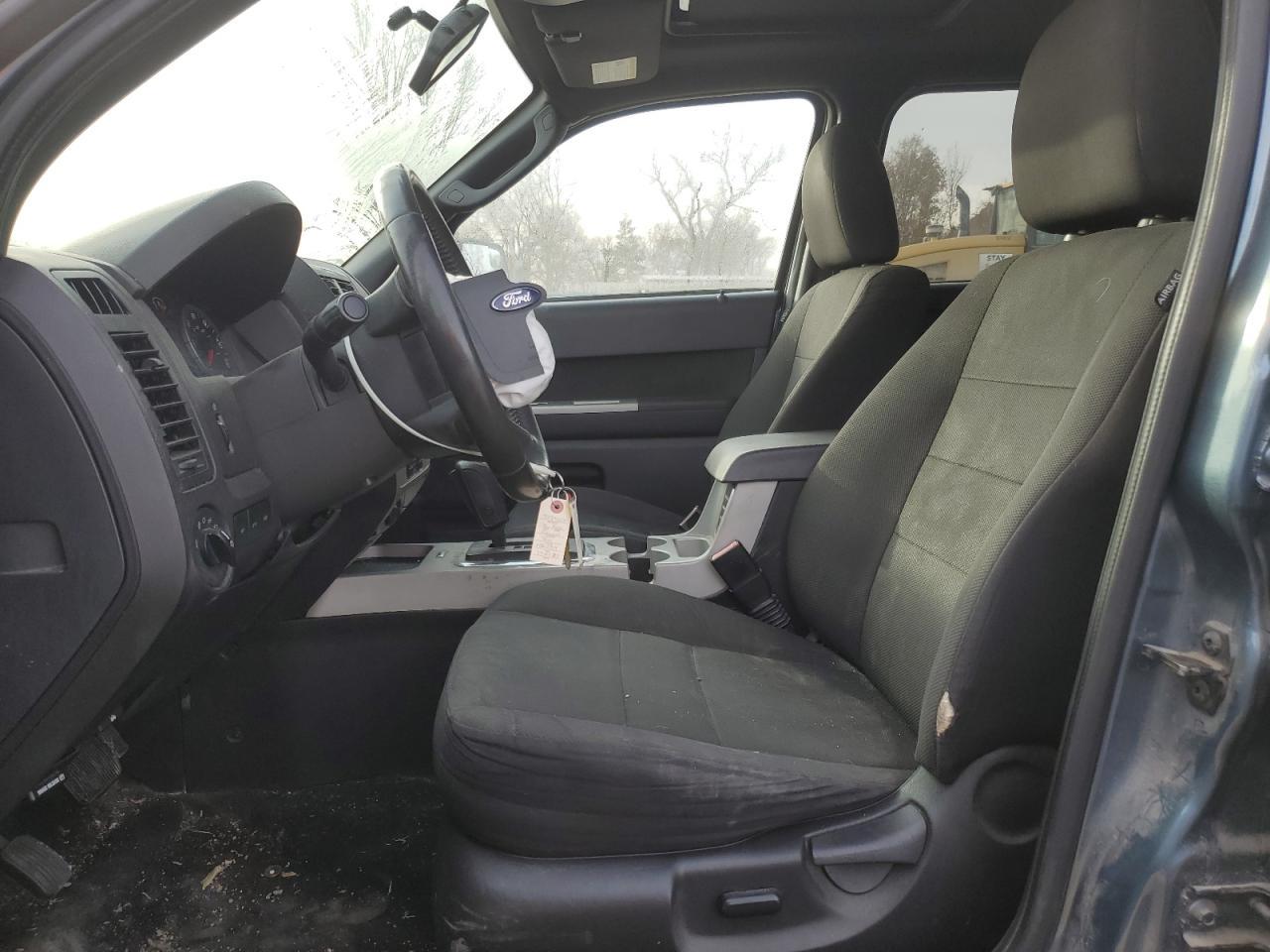 2010 FORD ESCAPE XLT - Image 7