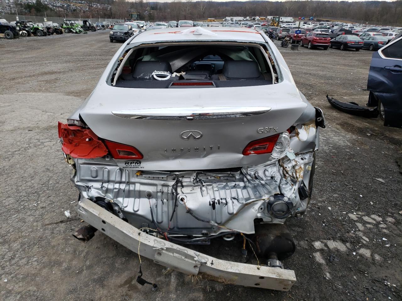 2012 INFINITI G37 - Image 6