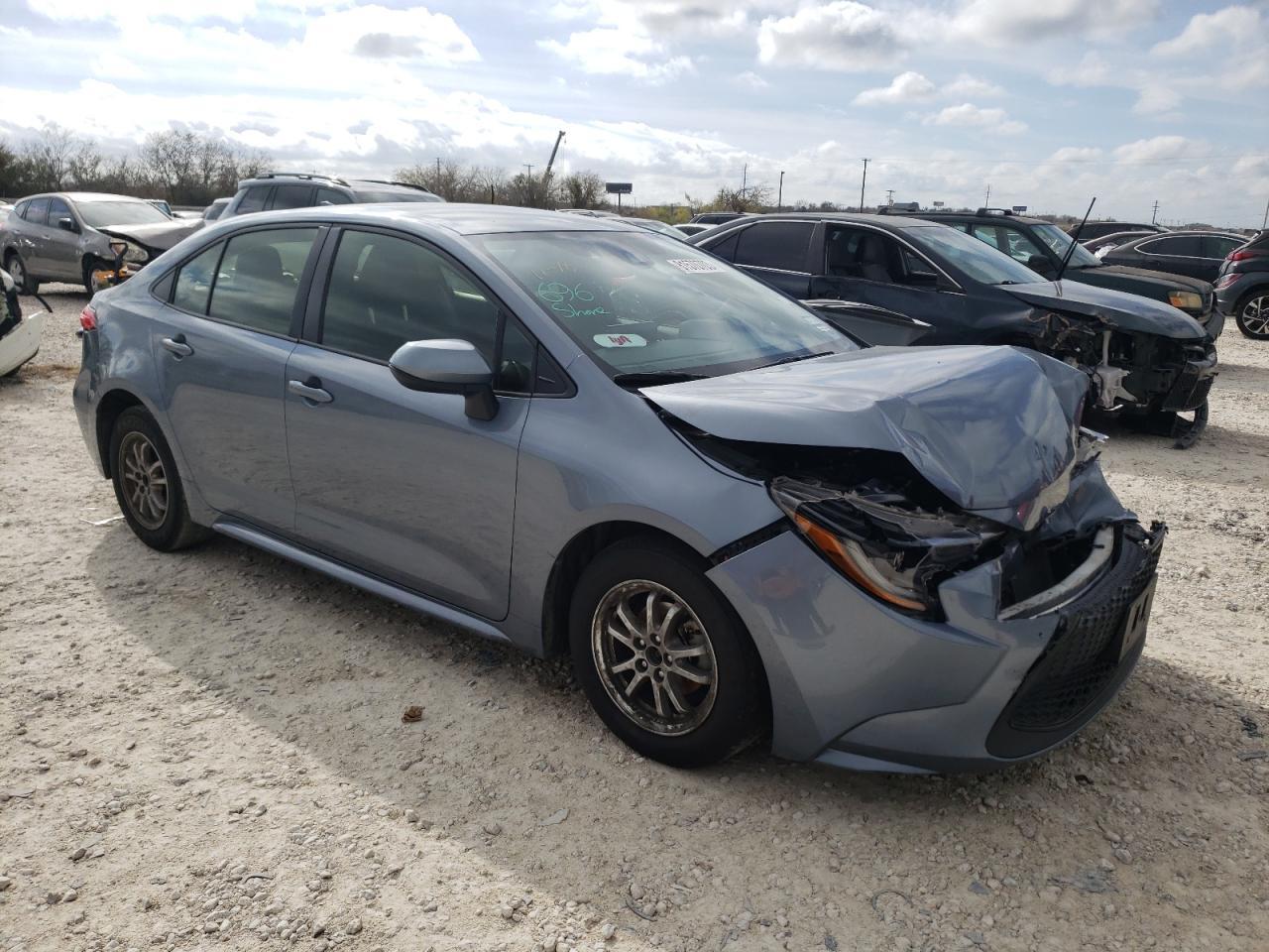 2022 TOYOTA COROLLA LE - Фото 4