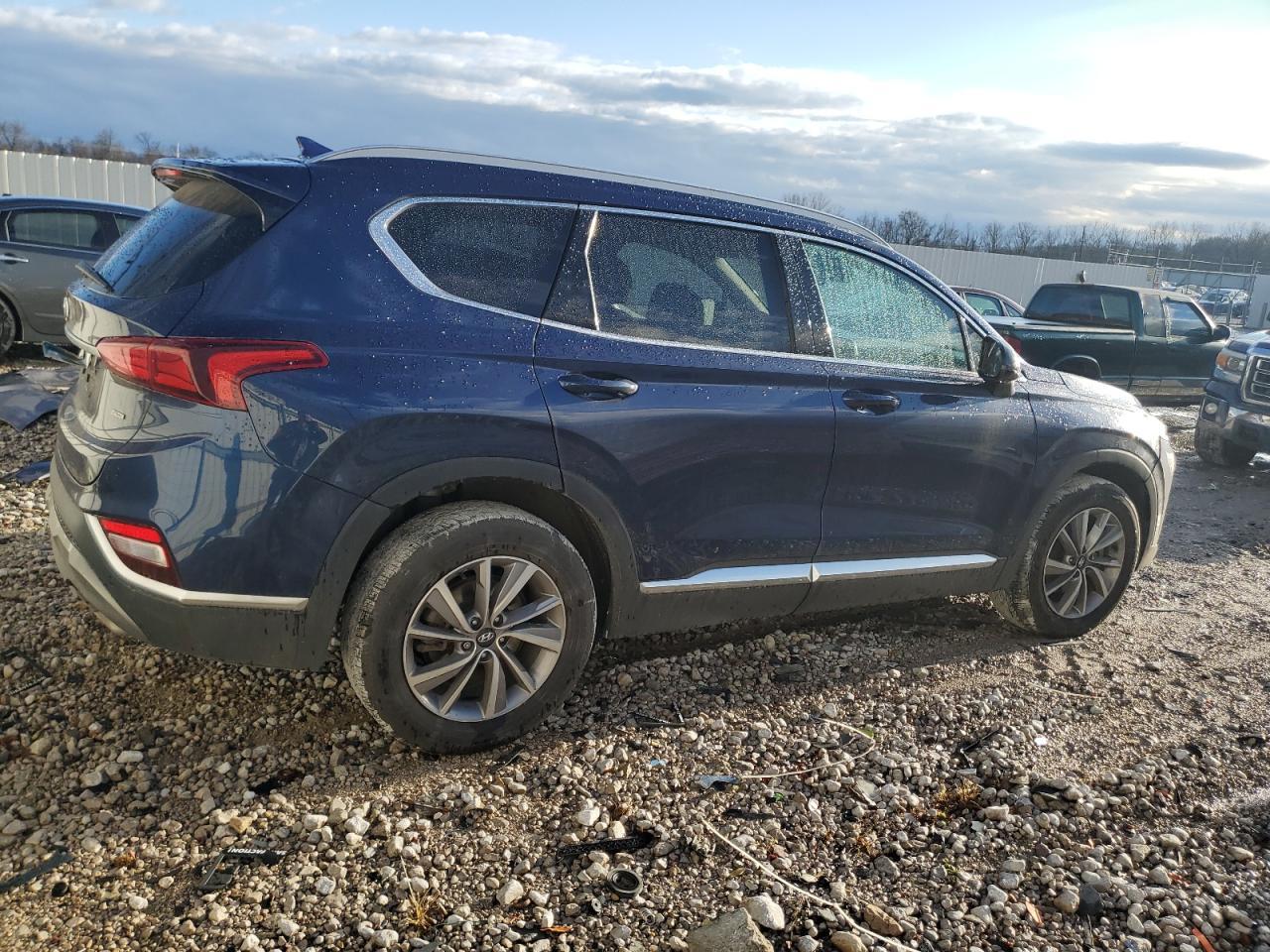 2020 HYUNDAI SANTA FE S - Image 3