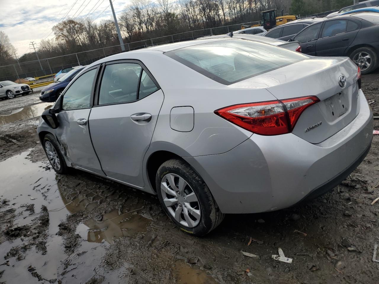 2015 TOYOTA COROLLA L - Фото 2