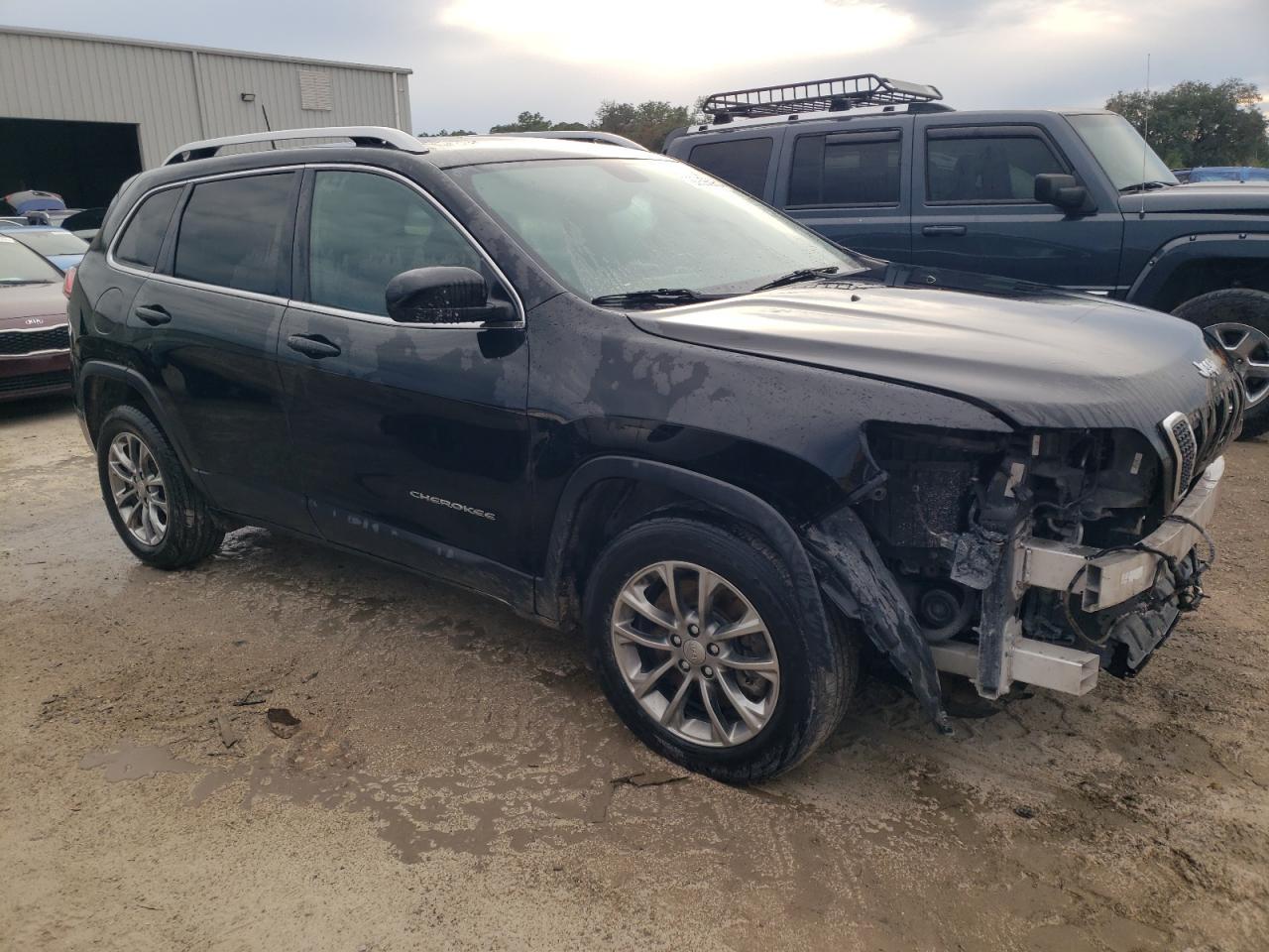 2019 JEEP CHEROKEE L - Image 4