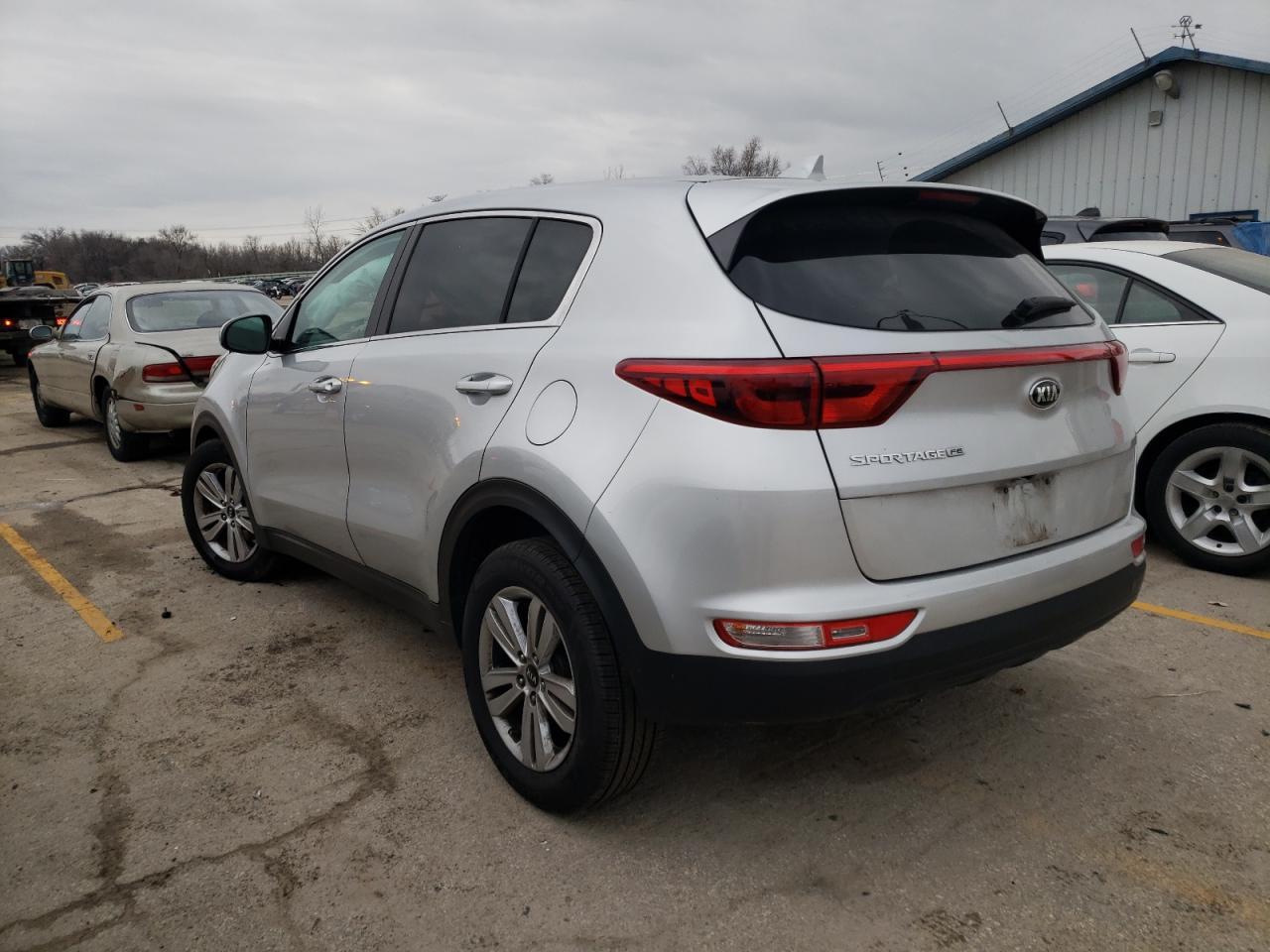 2017 KIA SPORTAGE L - Image 2