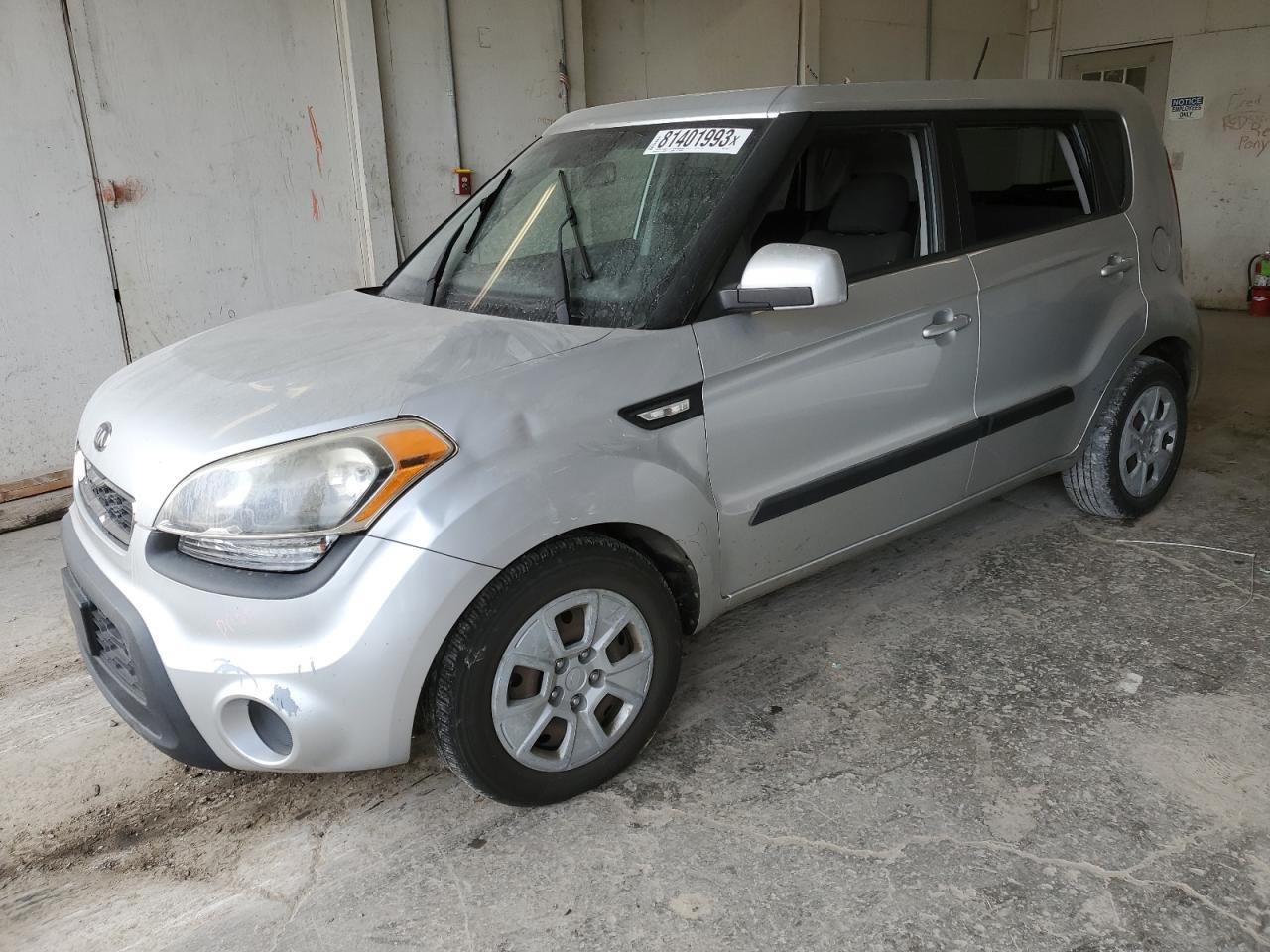 2013 KIA SOUL car image