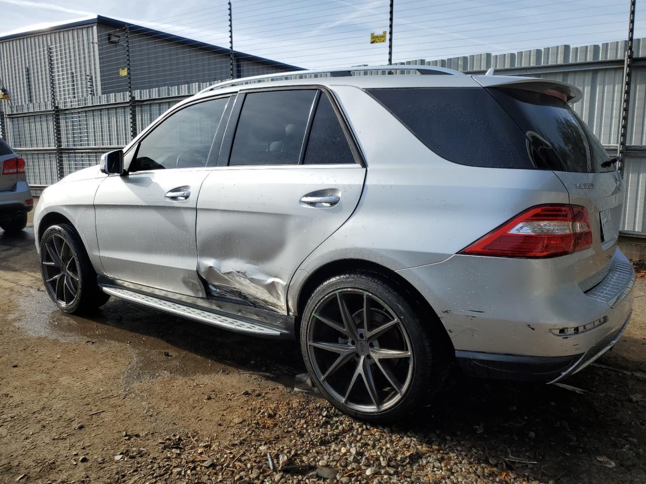 2015 MERCEDES-BENZ ML 350 4MA - Image 2