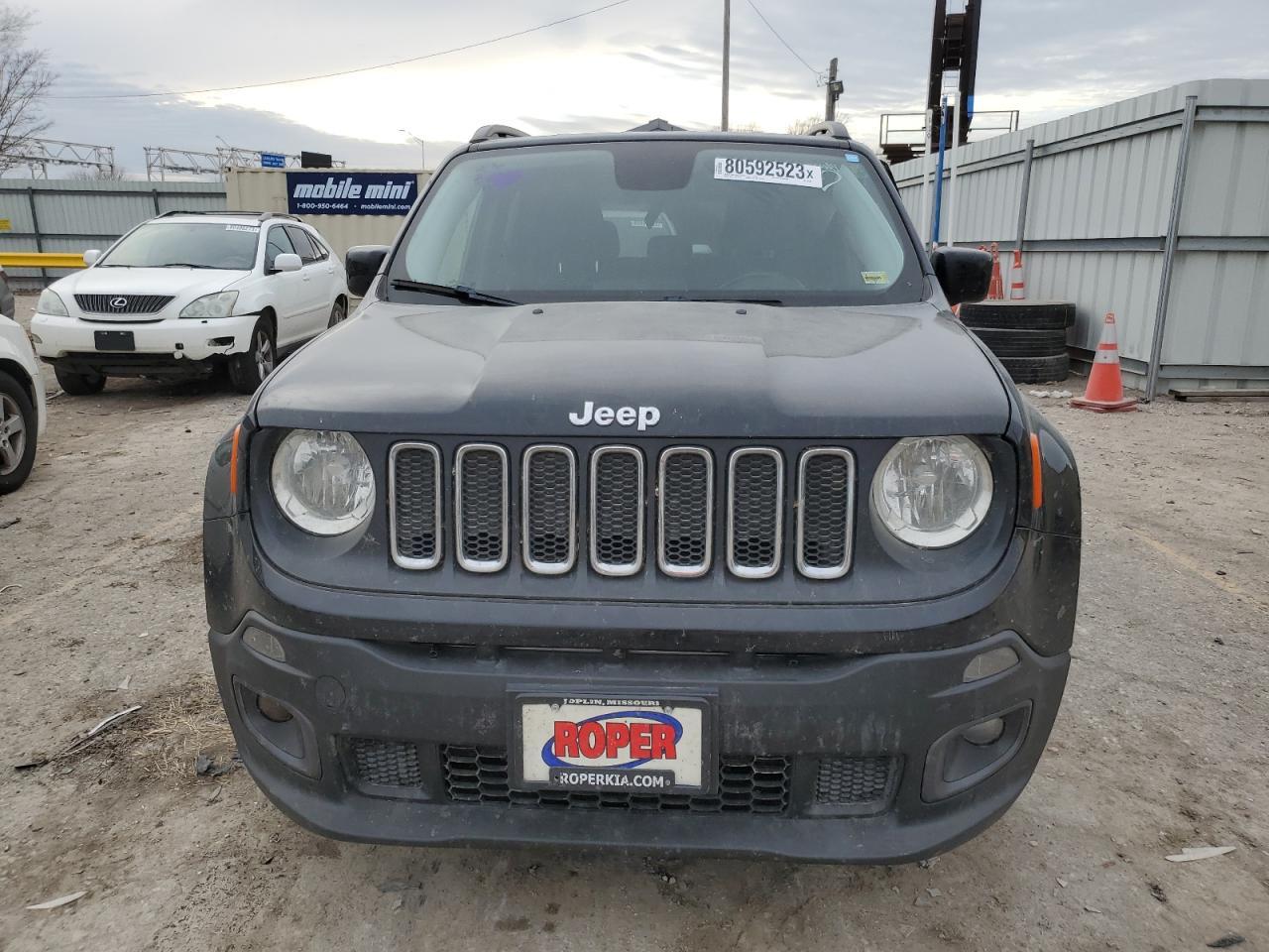 2017 JEEP RENEGADE L - Image 5