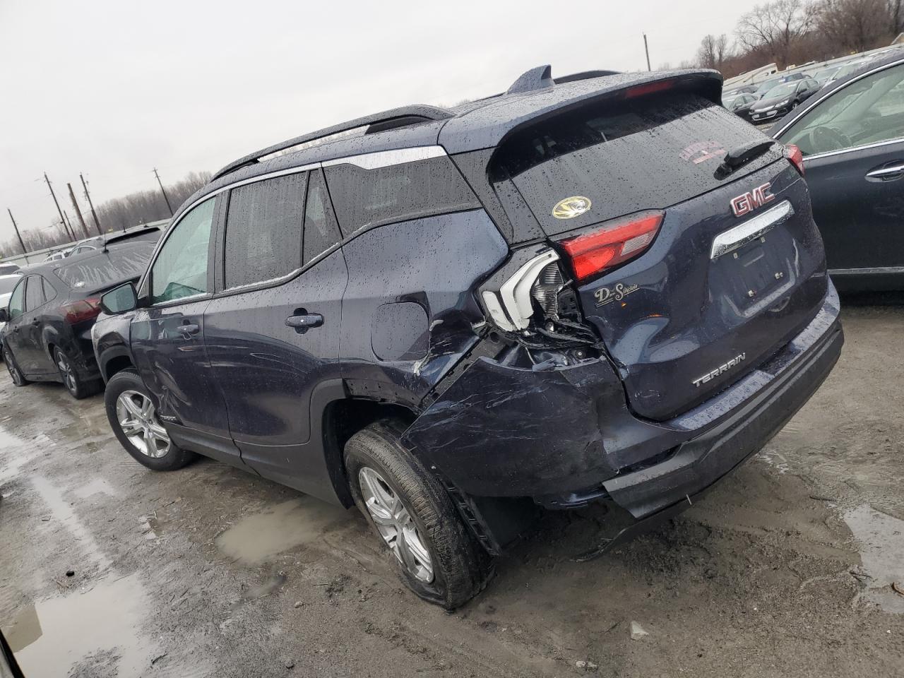 2018 GMC TERRAIN SL - Image 2