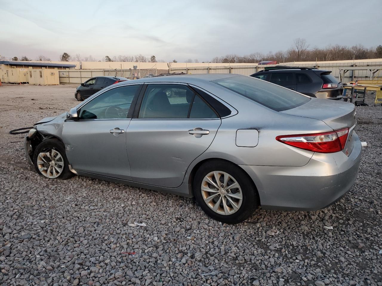 2016 TOYOTA CAMRY LE - Image 2