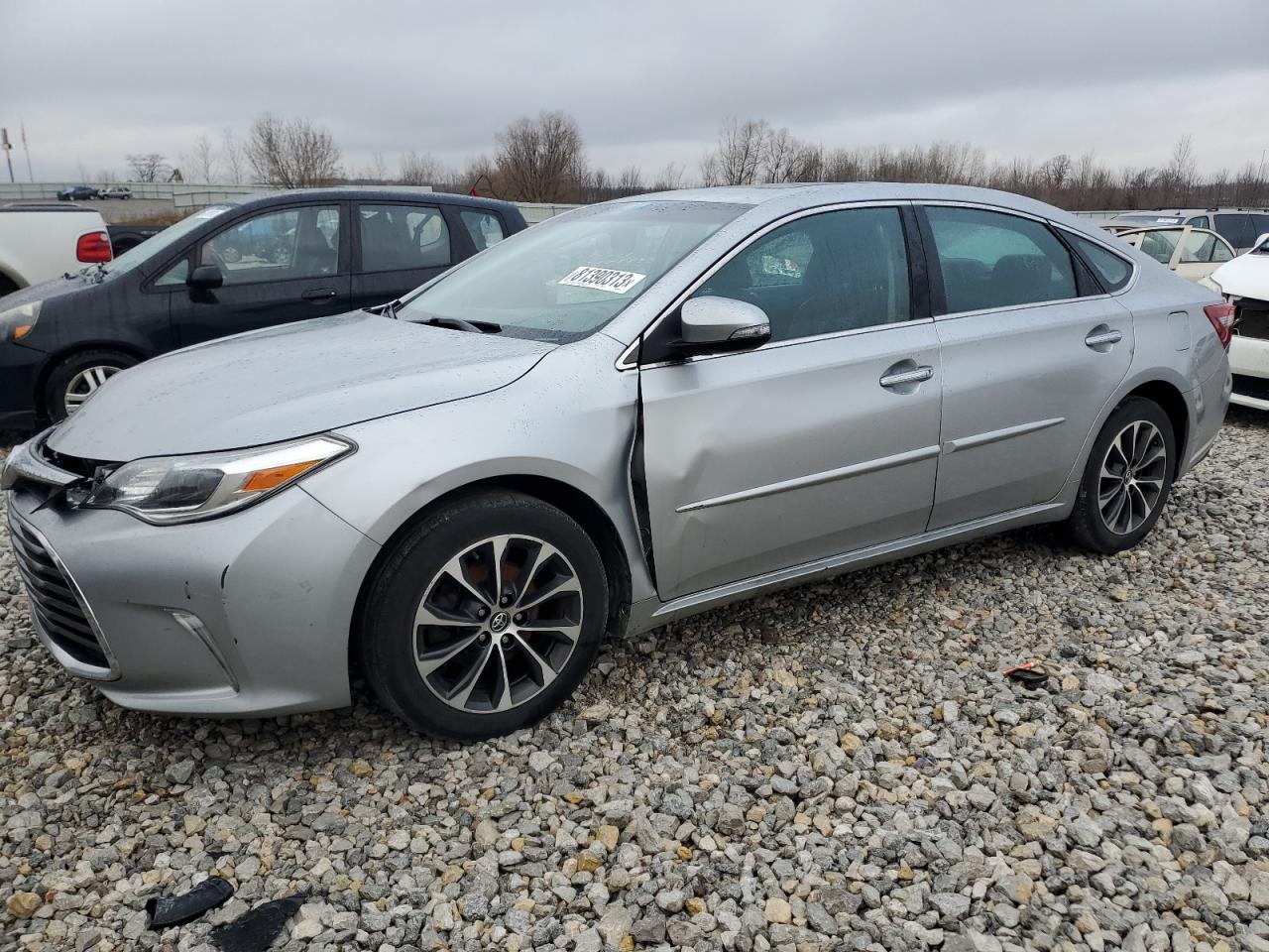 2016 TOYOTA AVALON XLE