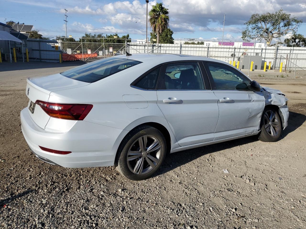 2019 VOLKSWAGEN JETTA S - Image 3