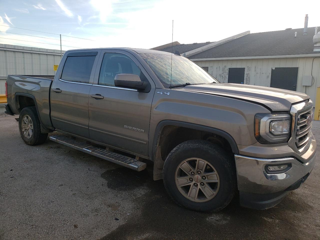 2017 GMC SIERRA K15 - Фото 4