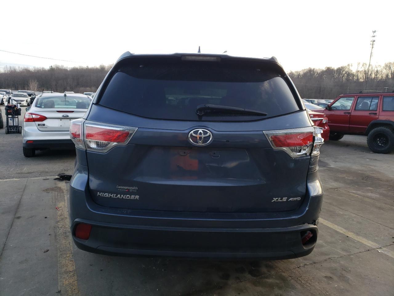 2015 TOYOTA HIGHLANDER - Фото 6