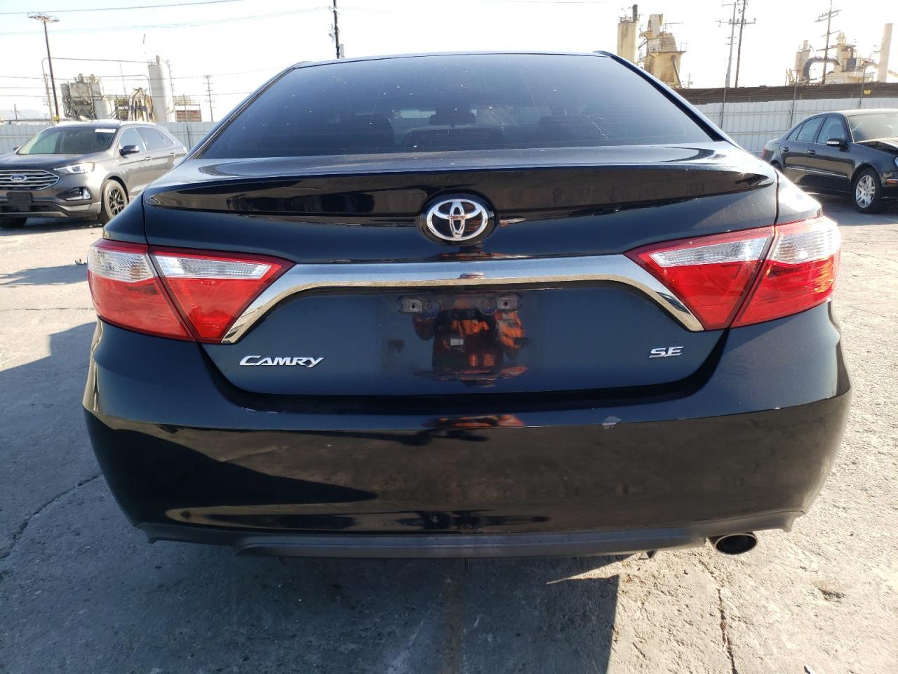 2017 TOYOTA CAMRY LE - Image 6