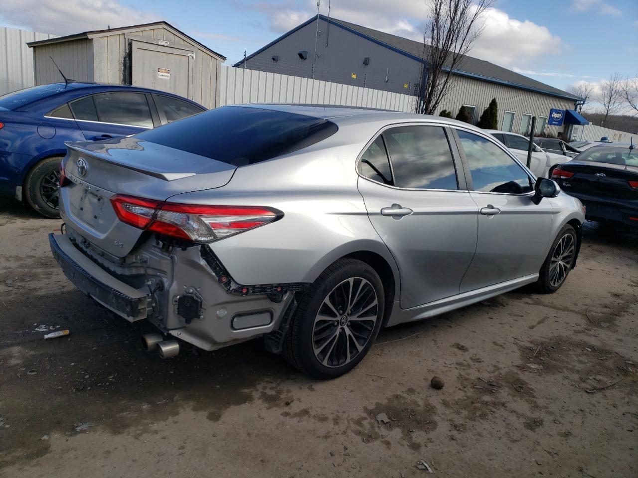 2018 TOYOTA CAMRY L - Image 3
