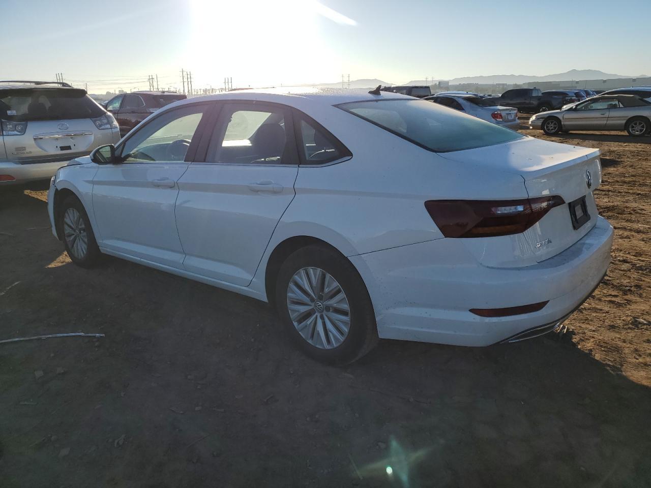 2019 VOLKSWAGEN JETTA S - Фото 2