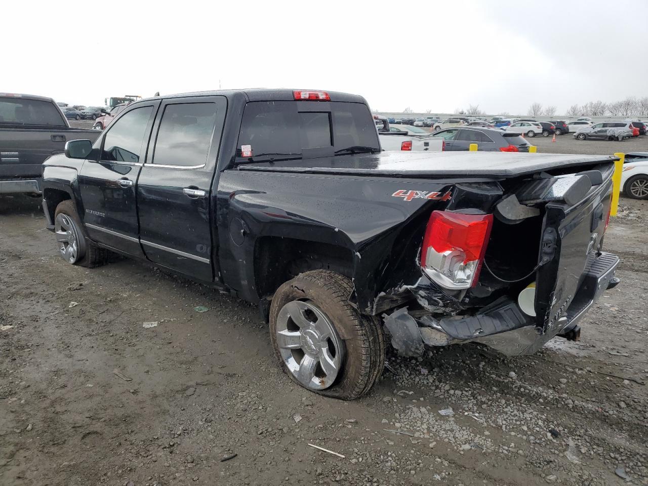 2017 CHEVROLET SILVERADO - Image 2