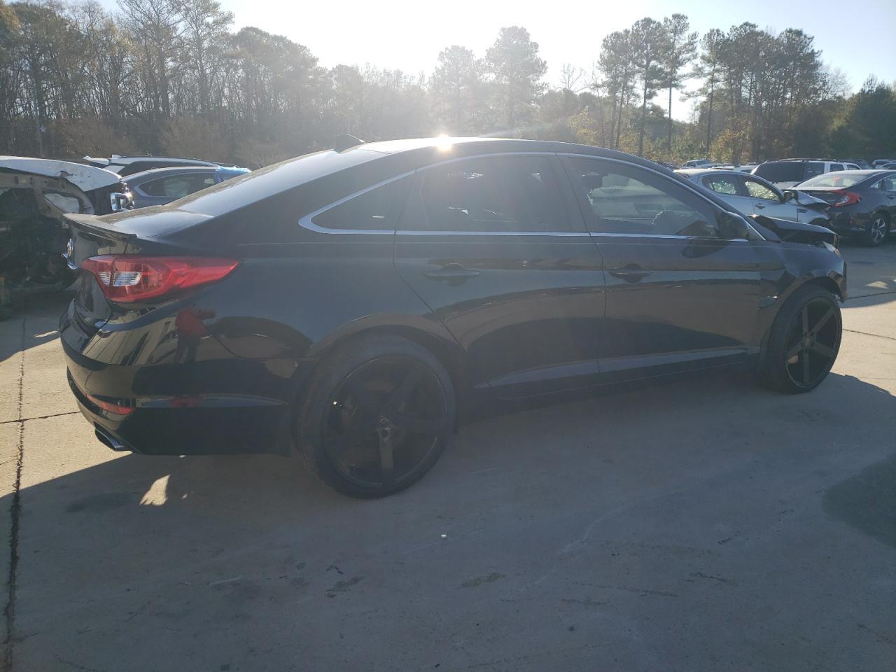 2017 HYUNDAI SONATA SE - Image 3