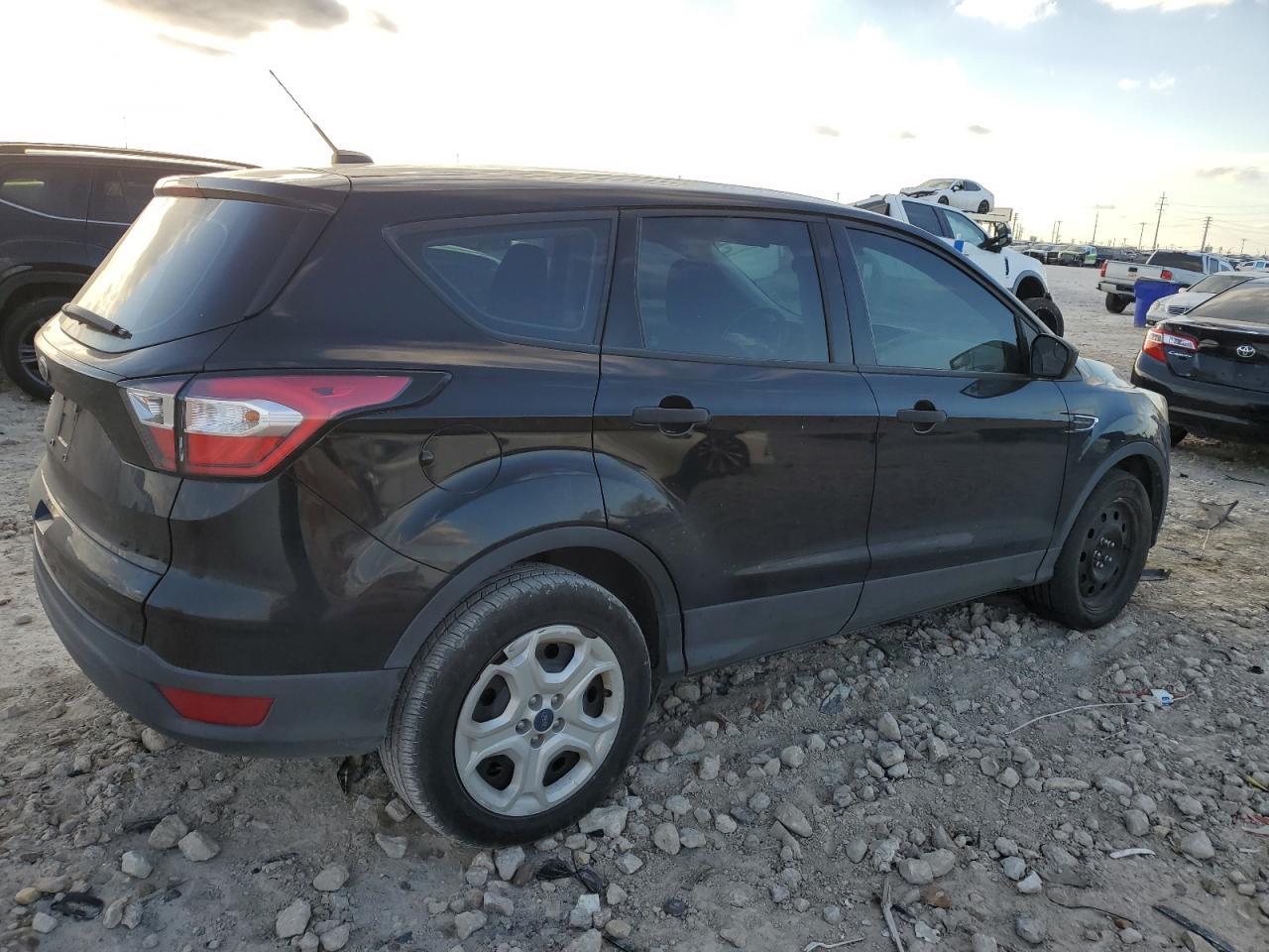2017 FORD ESCAPE S - Image 3