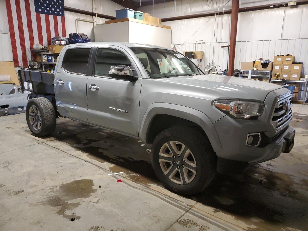 2018 TOYOTA TACOMA DOU - Фото 4