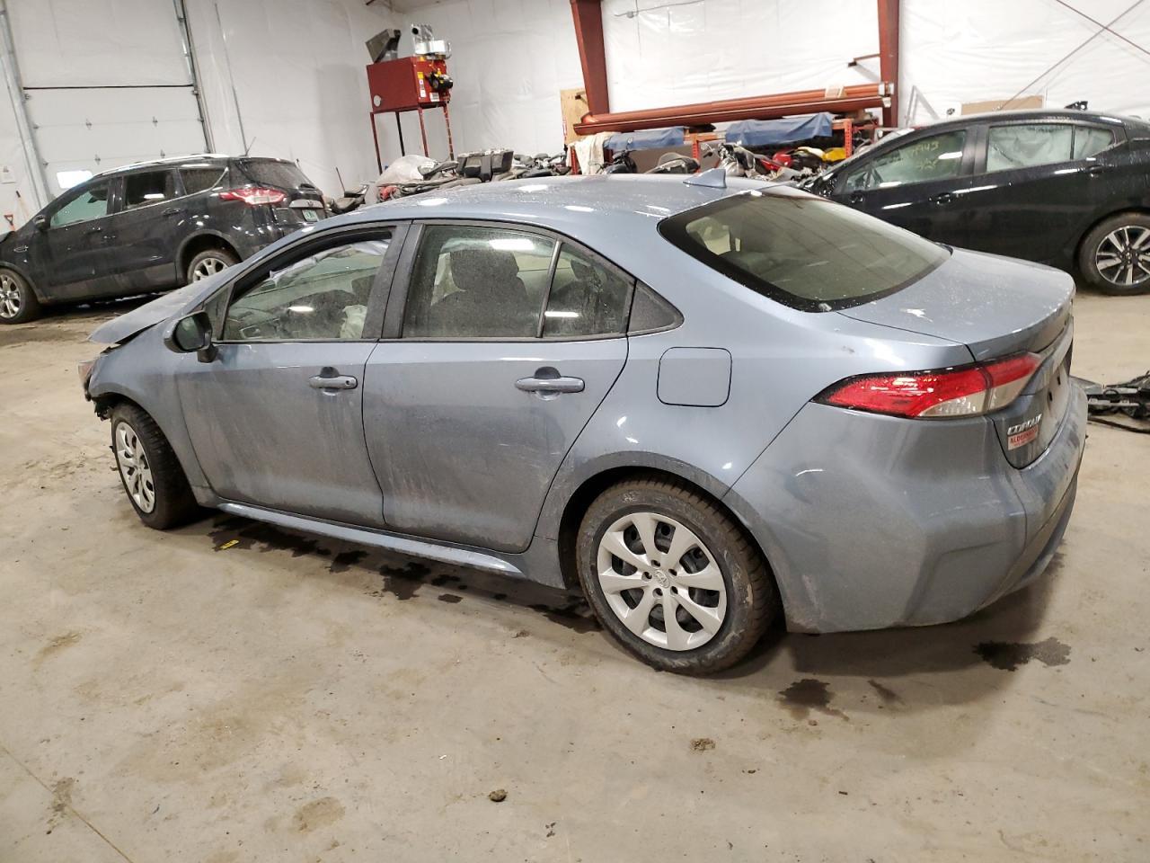 2022 TOYOTA COROLLA LE - Фото 2