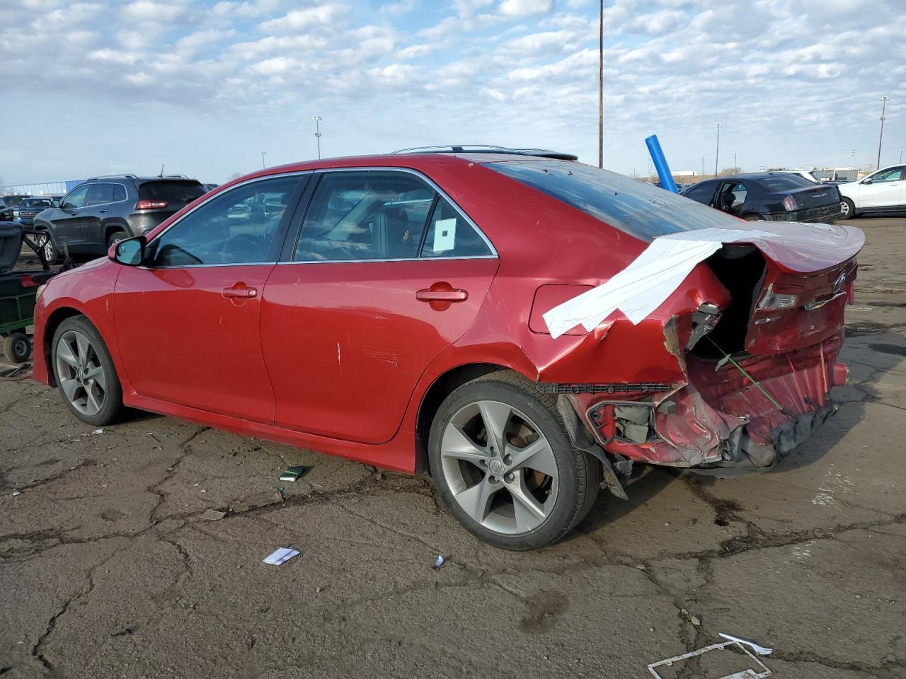 2014 TOYOTA CAMRY L - Image 2