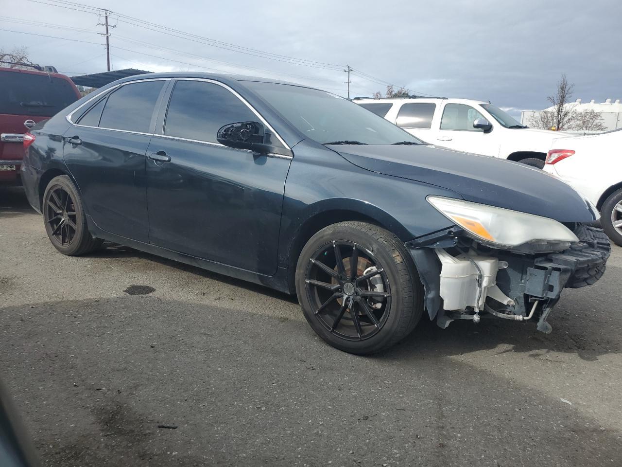 2015 TOYOTA CAMRY LE - Фото 4