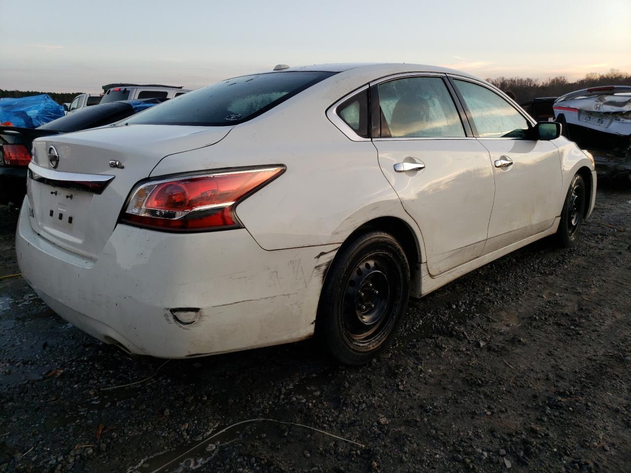 2015 NISSAN ALTIMA 2.5 - Фото 3