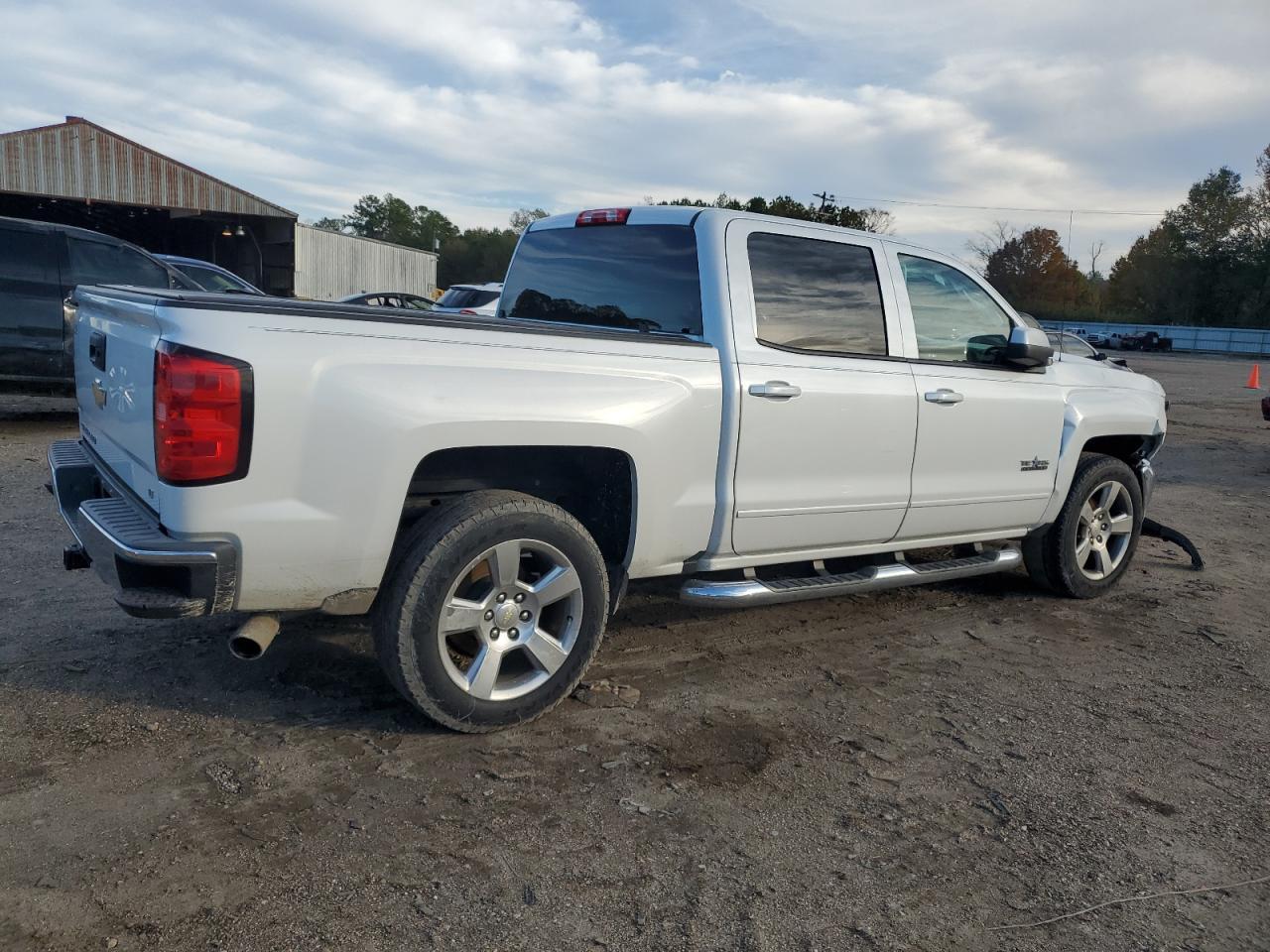 2016 CHEVROLET SILVERADO - Image 3