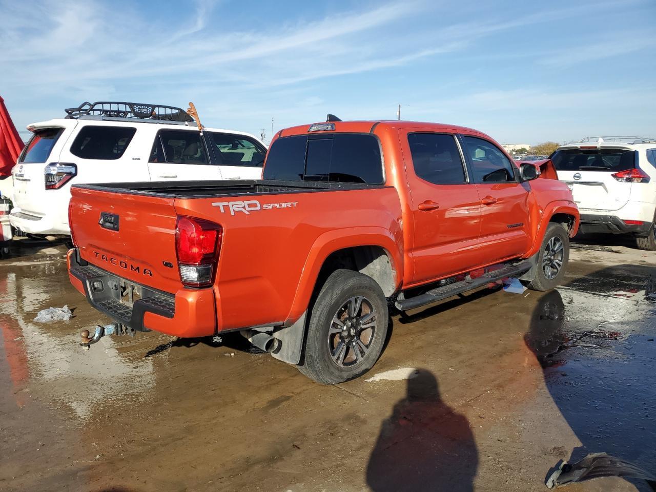 2017 TOYOTA TACOMA DOU - Image 3