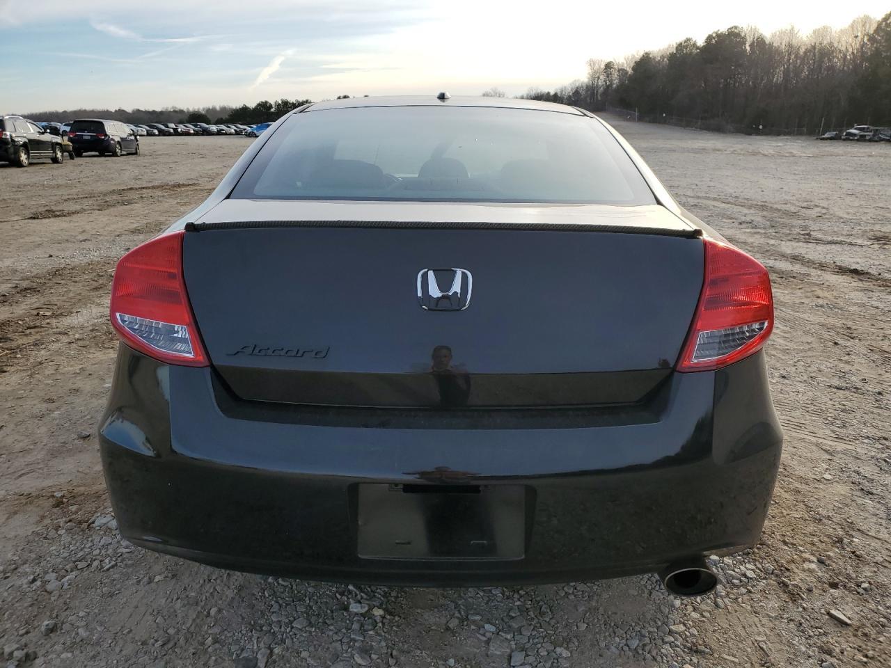 2012 HONDA ACCORD EXL - Image 6