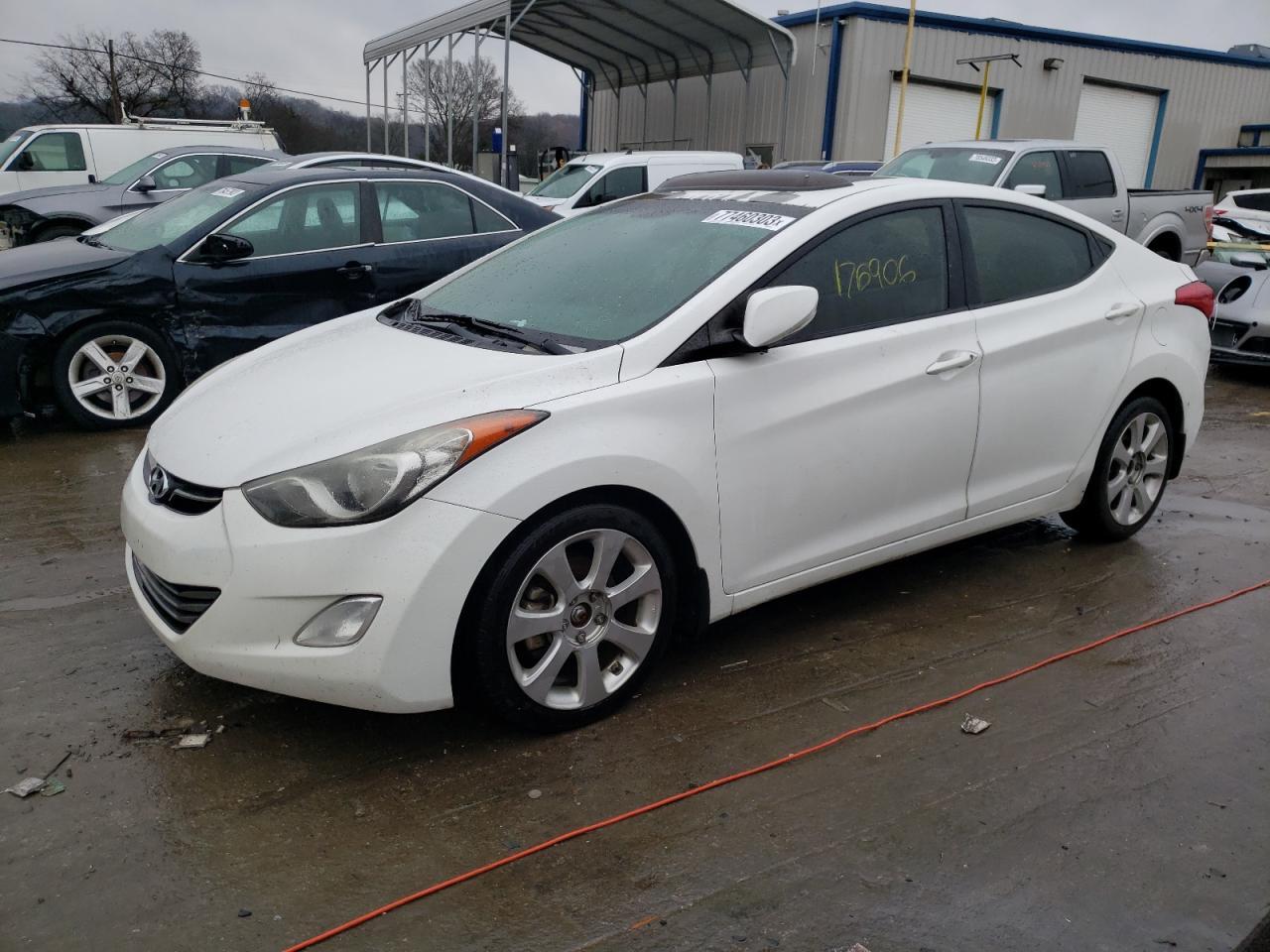 2013 HYUNDAI ELANTRA GL