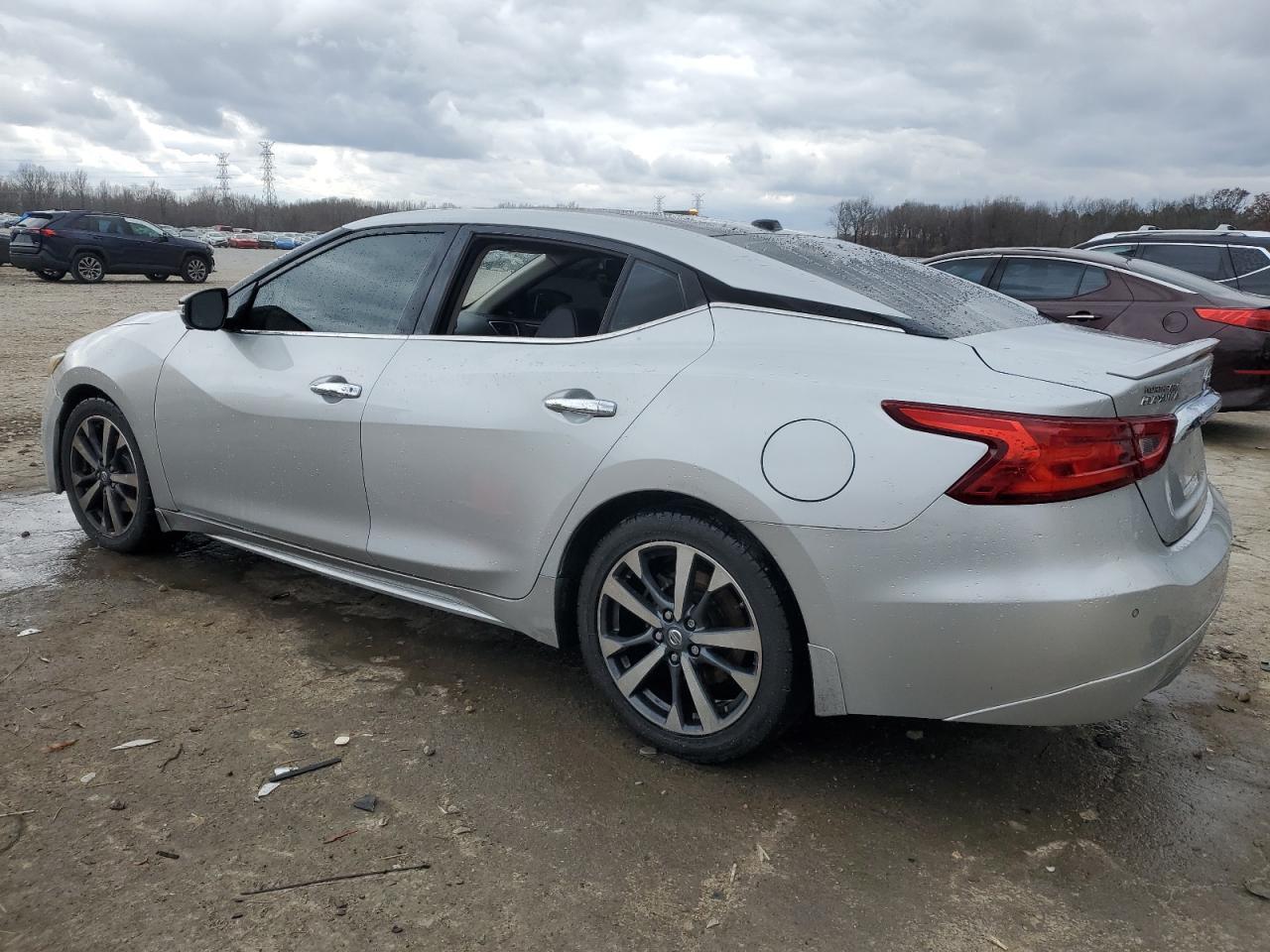 2017 NISSAN MAXIMA 3.5 - Image 2