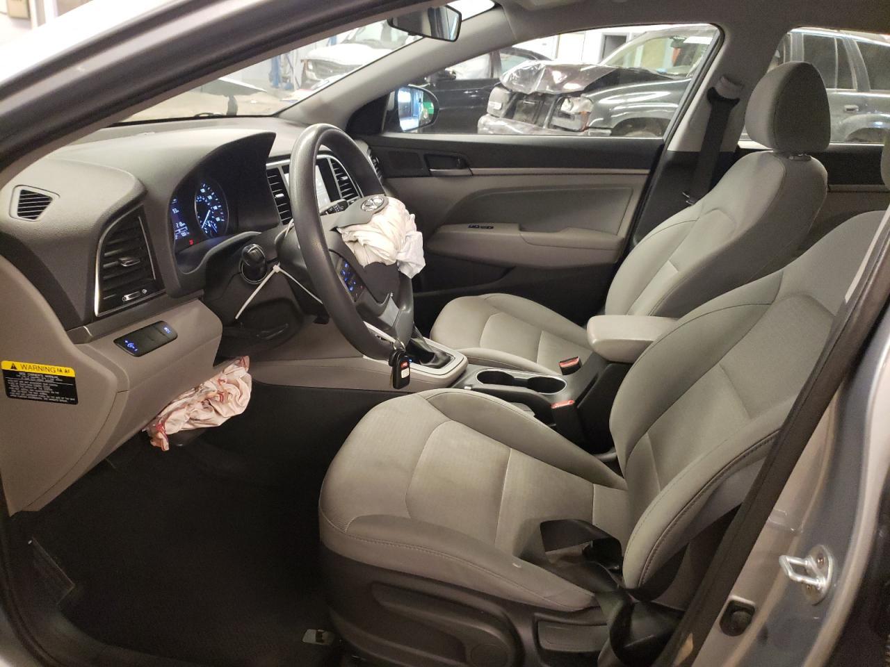 2017 HYUNDAI ELANTRA SE - Фото 7
