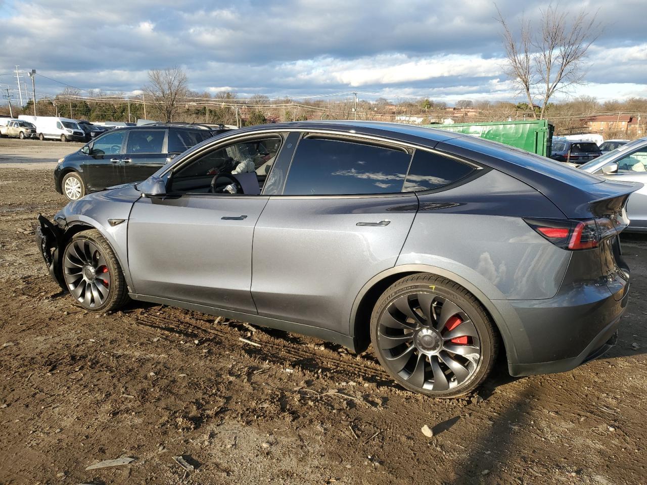 2023 TESLA MODEL Y - Image 2