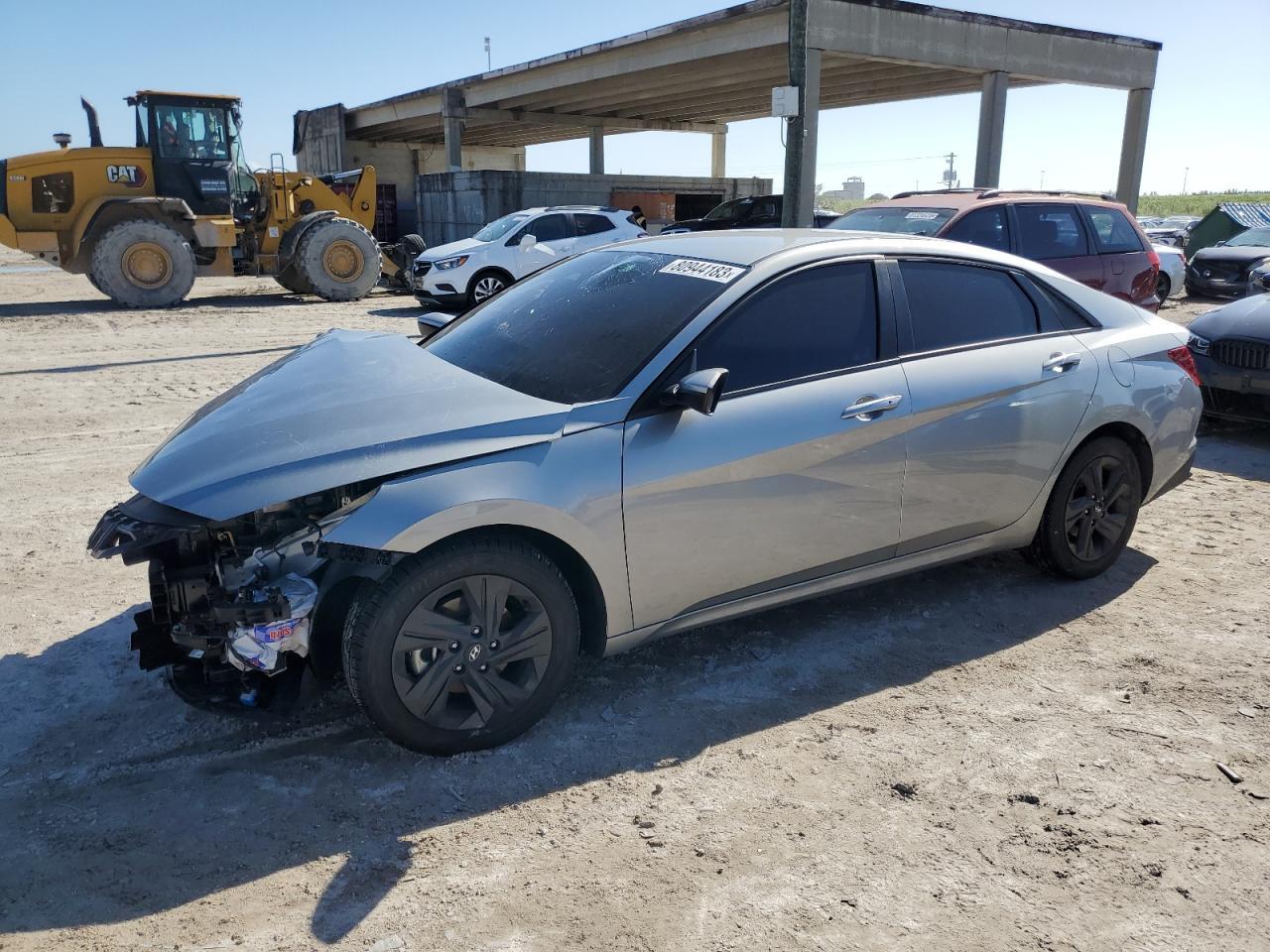 2023 HYUNDAI ELANTRA SE