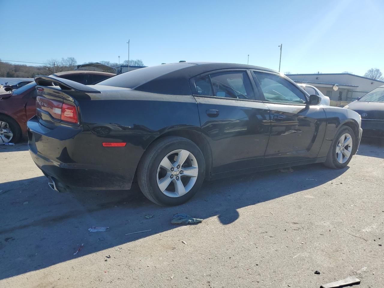 2014 DODGE CHARGER SE - Фото 3